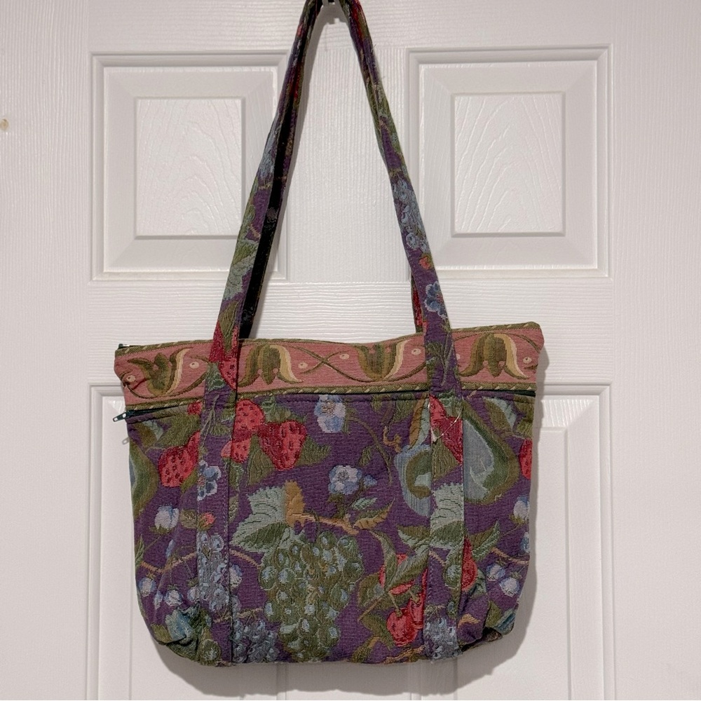 Tapestry Flower Large Shoulder Medium Bag
